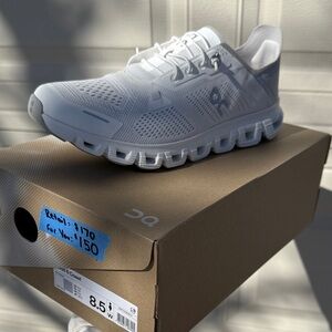 Brand New On Running Women's Cloudswift Athletic Shoes - White